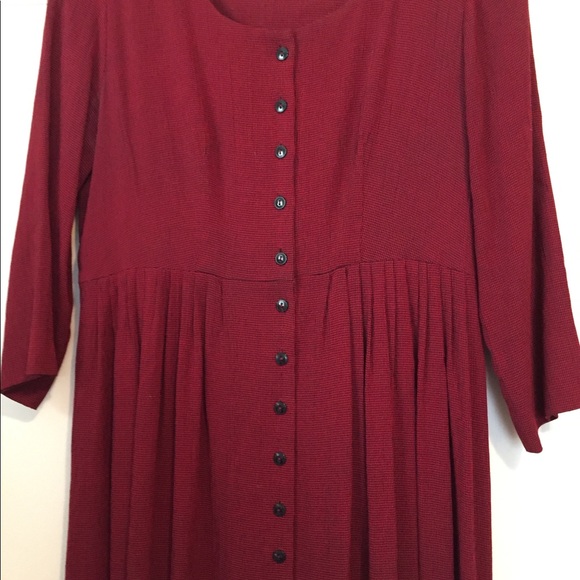 Dress - Picture 2 of 7